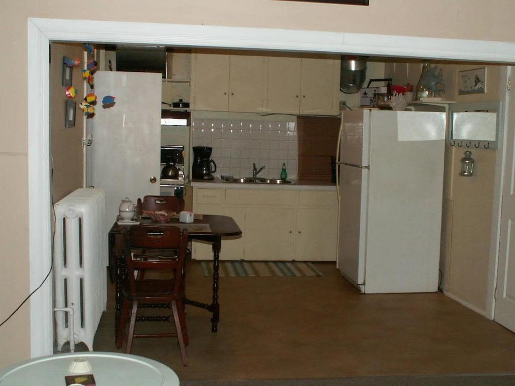 Canalside Restaurant, Inn & Kitchen Store Port Colborne Bilik gambar