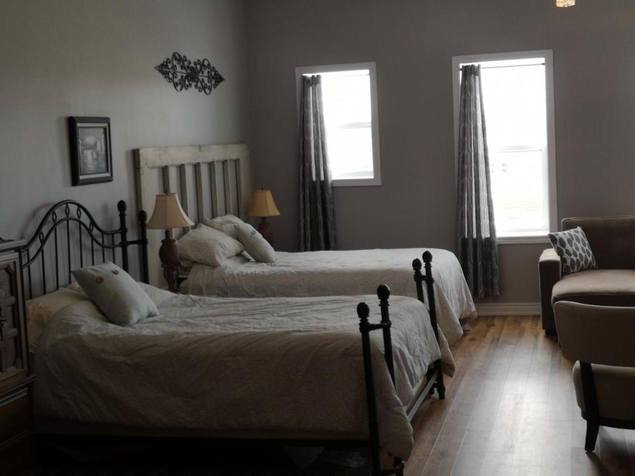 Canalside Restaurant, Inn & Kitchen Store Port Colborne Luaran gambar